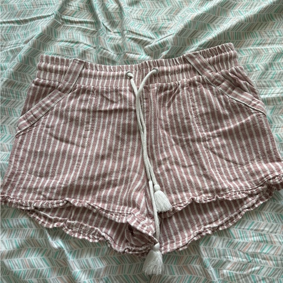 Shorts - Picture 3 of 3